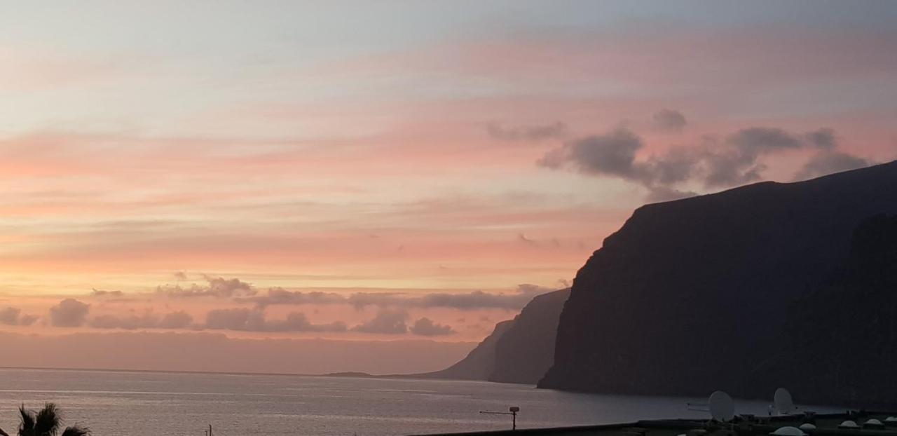 Ocean Pearl, Luxurioeses Haus, Meerblick, Grosse Sonnenterrasse, Teneriffa Sued, Los Gigantes, 600M Zum Strand, 200M Zum Ort, Ruhig 아칸티라도 외부 사진